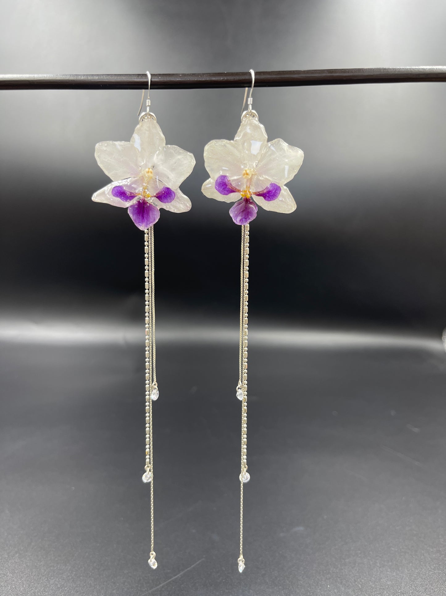 Aros mini orquídeas circones plata 925